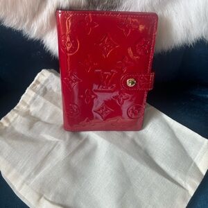 Louis Vuitton Cherry Red Vernis Monogram Agenda Wallet
